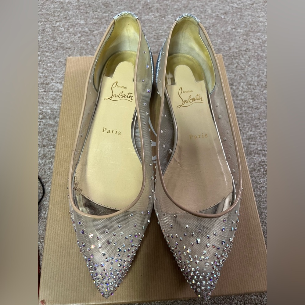 100% authentic Christian Louboutin Flats